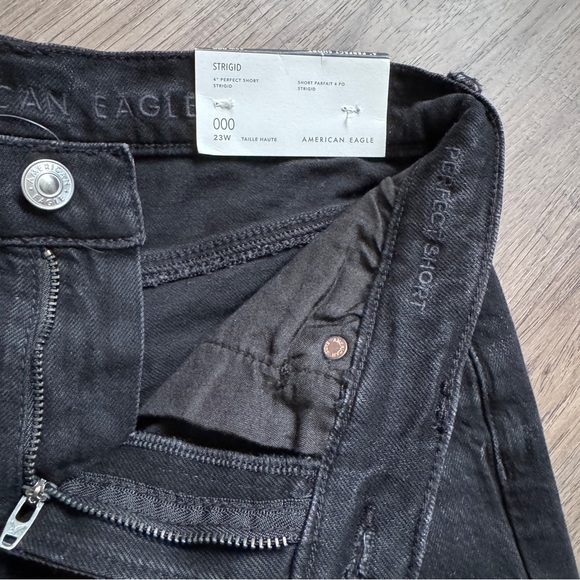 American Eagle Outfitters Black 4" Perfect Short - Size 000 / 23W - Brand New - Picture 5 of 10
